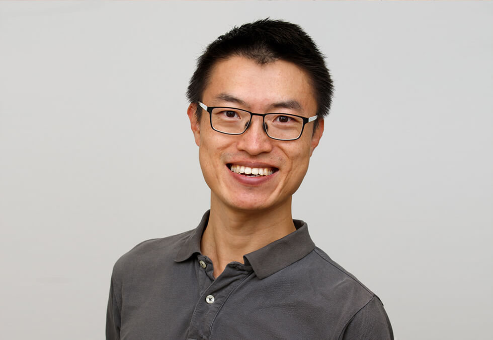 Dr. Tong Xi